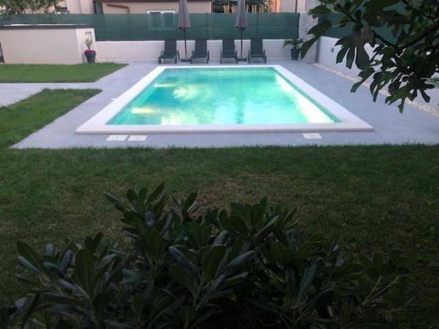 Leneda Apartments With Pool Pula Bagian luar foto